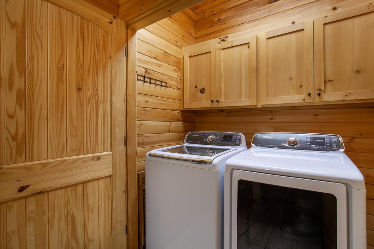 Black Bear Reserve - Mtn View, Hot Tub, Game Room Sevierville Exterior foto