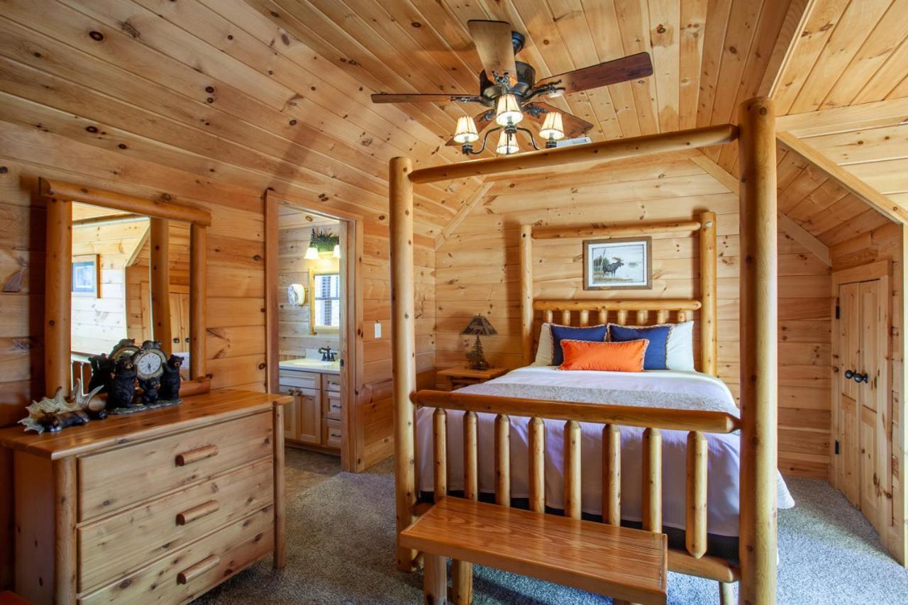 Black Bear Reserve - Mtn View, Hot Tub, Game Room Sevierville Exterior foto