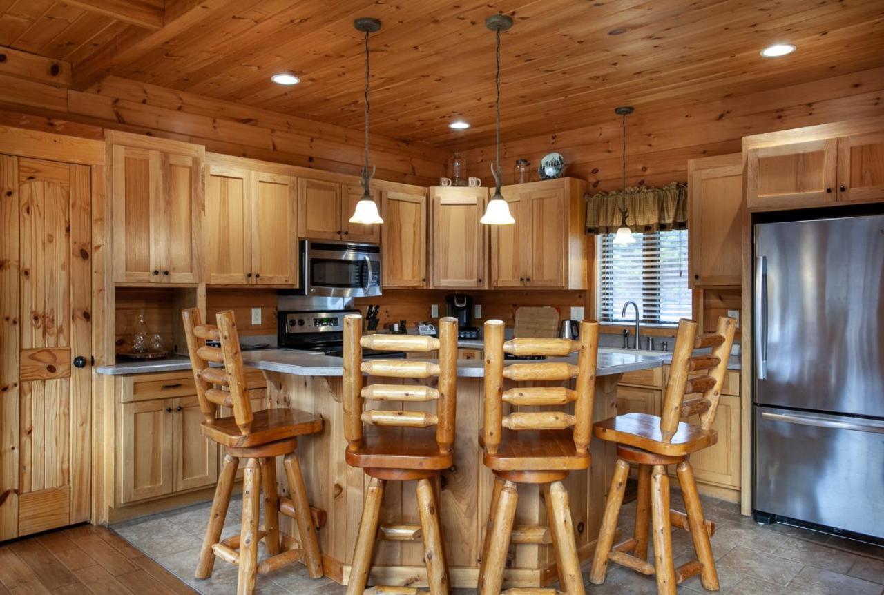 Black Bear Reserve - Mtn View, Hot Tub, Game Room Sevierville Exterior foto