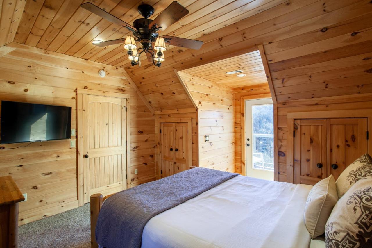 Black Bear Reserve - Mtn View, Hot Tub, Game Room Sevierville Exterior foto